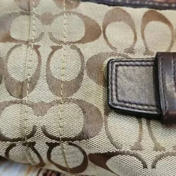 Vintage Coach Signature Handbag - Picture 3 of 5